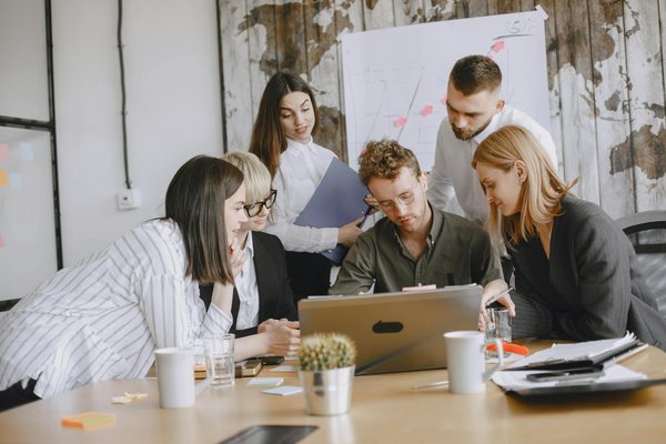 Transformez votre visibilité en ligne avec une agence web à Toulouse