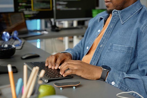 Travailler avec un expert en sourcing en Chine pour des goodies pour entreprise